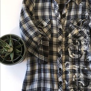 Button up flannel with unique scroll graphic